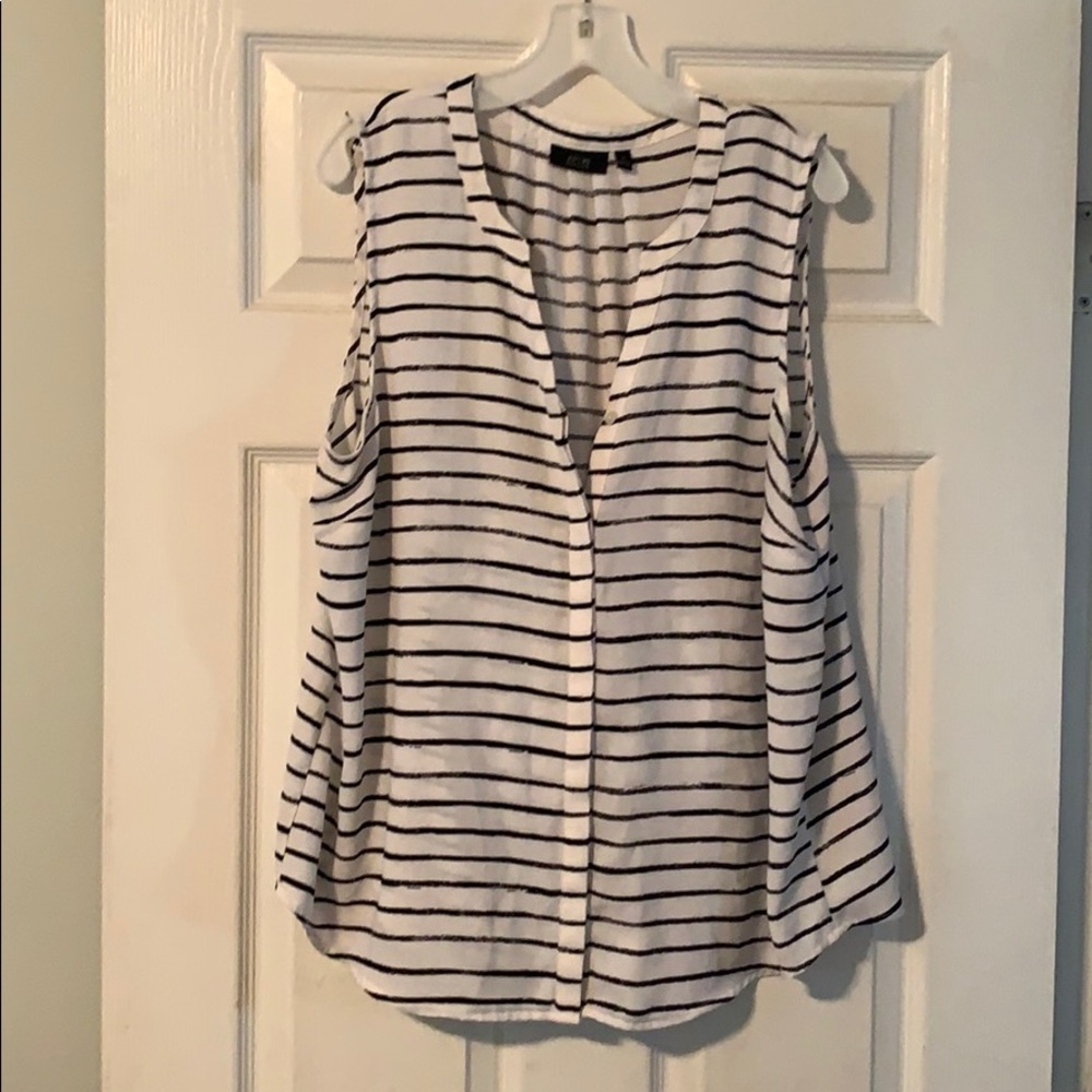 Apt 9 Blouse
